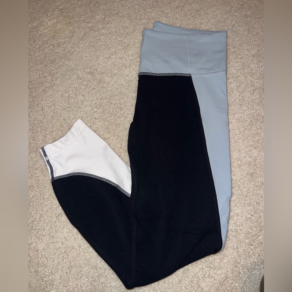 Athleta High Waisted Mid Calf Legging, Size Medium